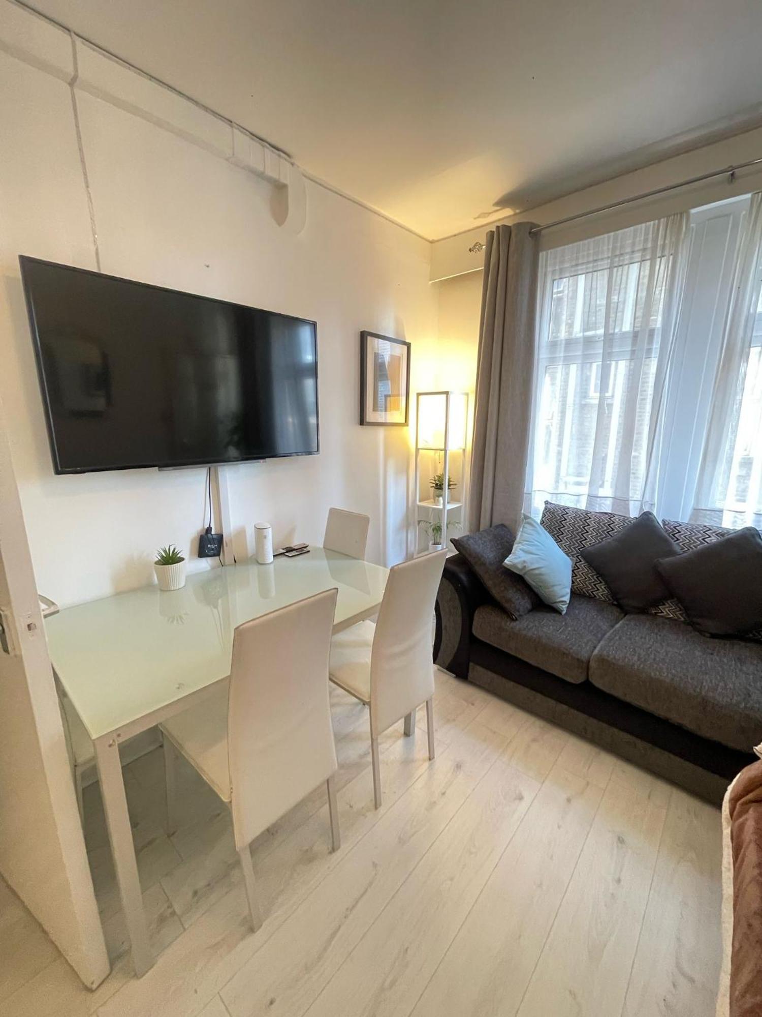 Lovely 2 Bed Flat 2 Floor Miles ロンドン エクステリア 写真