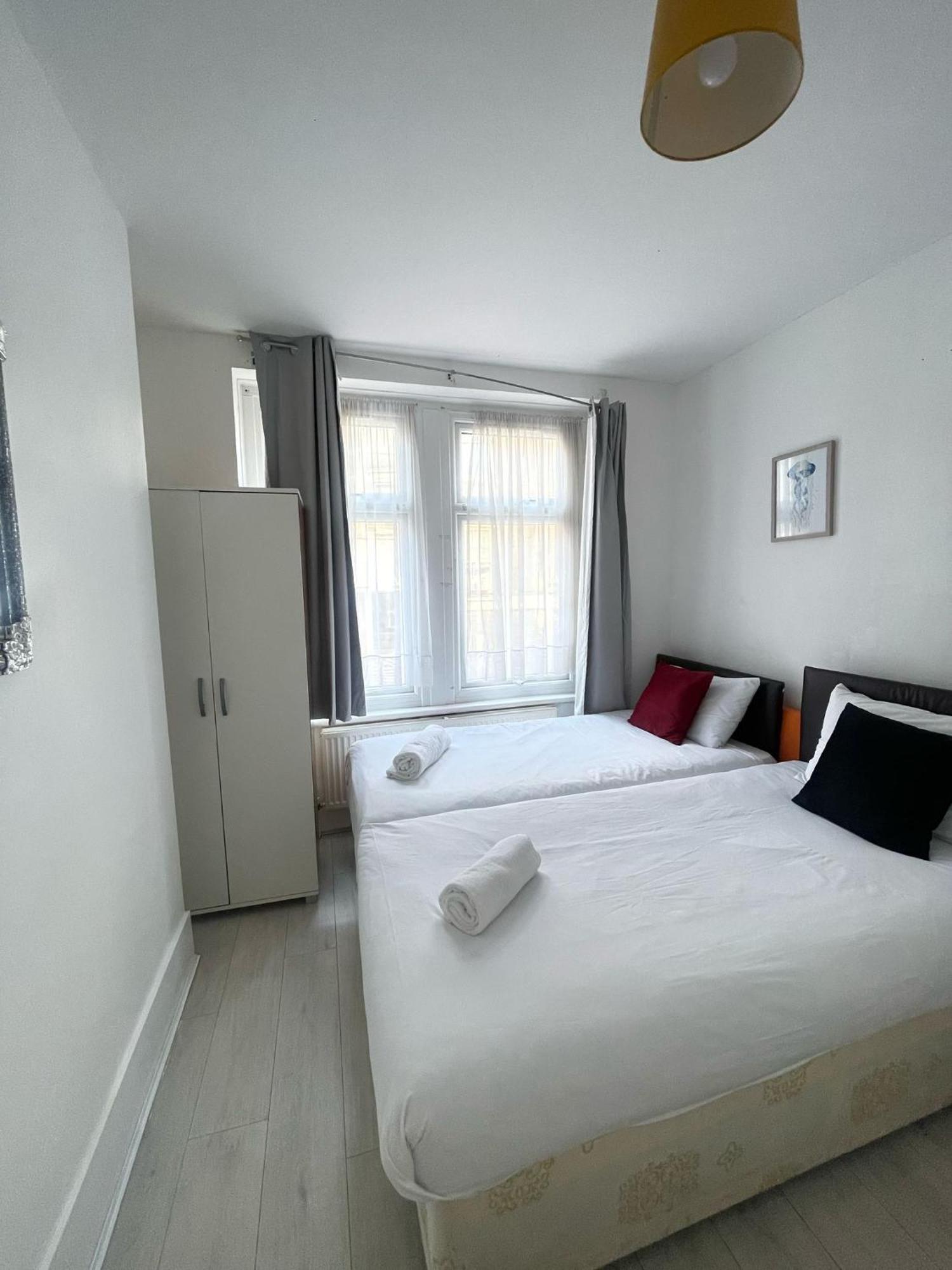 Lovely 2 Bed Flat 2 Floor Miles ロンドン エクステリア 写真